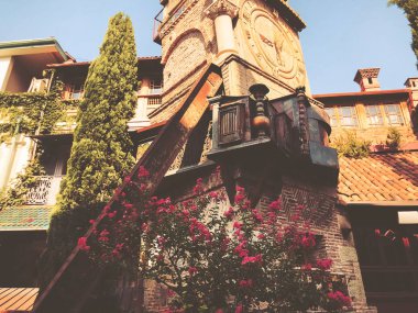 Tiflis, Gürcistan - 10 Temmuz 2018: Devlet Kukla Tiyatrosu Tiflis, Gürcistan