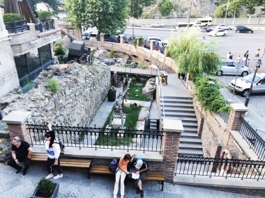 Tiflis, Gürcistan - 16 Temmuz 2018: Tiflis, Gürcistan şehrin eski ilçe.