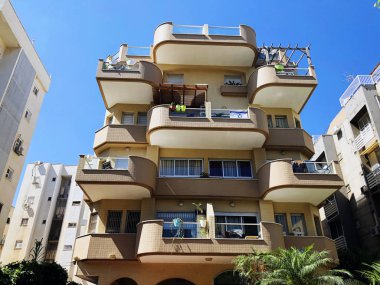 Rishon Le Zion, İsrail - 27 Haziran 2018: Modern bina Rishon Le Zion, İsrail