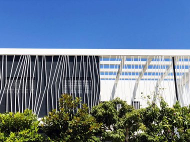 Rishon Le Zion, İsrail - 27 Haziran 2018: Modern bina Rishon Le Zion, İsrail