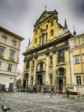 Eski kilit. Eski bir kalenin mimari unsurları. Ukrayna.