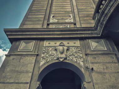 Güzel süsler ile eski bilding görünümünü Tbilisi şehrin taş oyma. Gürcistan'ın başkenti