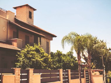  Özel modern ev ve palmiye ağaçları Rishon Le Zion, İsrail