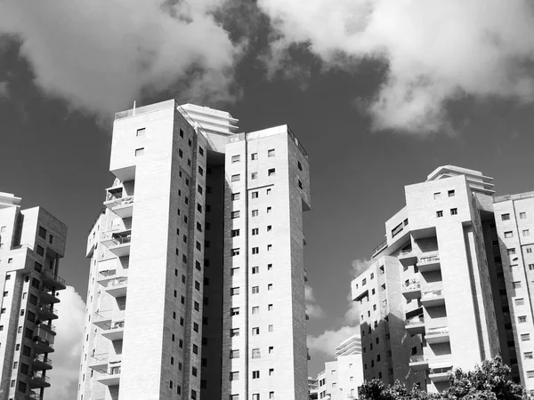 Rishon Le Zion, Israël-December 4, 2018: residentiële gebouwen in Rishon Le Zion, Israël — Stockfoto