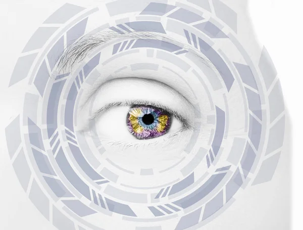 Abstract oog met digitale cirkel. Futuristische visie concept op het gebied van wetenschap en identificatie — Stockfoto