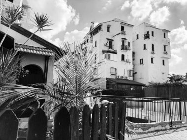 Rishon Le Zion, İsrail 4 Aralık 2018: Özel modern ev sokaklarda Rishon Le Zion, İsrail