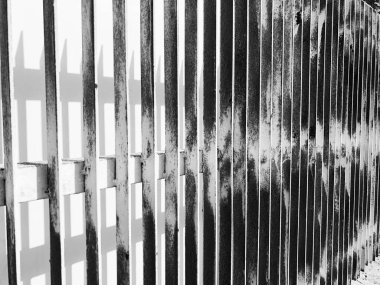 paslı eski oluklu demir çit-ebilmek var olmak arka plan kullandın