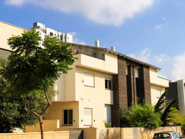 Rishon Le Zion, Israel - 28 Haziran 2018: Rishon Le Zion'un merkezindeki ev, İsrail