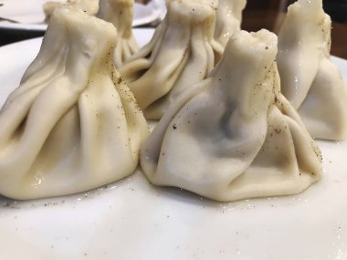 Pişmiş khinkali geleneksel Gürcü yemeği Gürcü khinkali, Gürcü geleneksel mutfağı, yerli khinkali