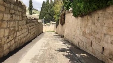 Zeytin Dağı 'ndan eski şehre Kudüs manzarası ünlü bir Kutsal Topraklar mekanıdır ve Eski Dünya' ya muhteşem bir manzarası vardır. .