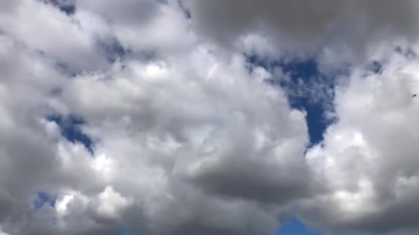 Nubes Blancas Ligereza Lapso Tiempo — Vídeo de stock