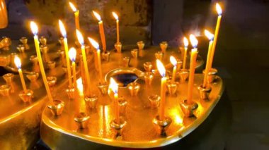 Ortodoks Hıristiyan Kilisesinde Dua Mumları