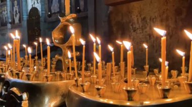 Ortodoks Hıristiyan Kilisesinde Dua Mumları