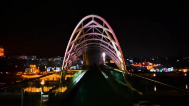  Tiflis 'te Barış Köprüsü