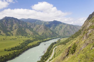 Altai Dağları. Katun Nehri.