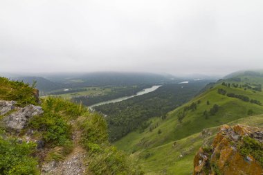 Altai Dağları. Katun Nehri.