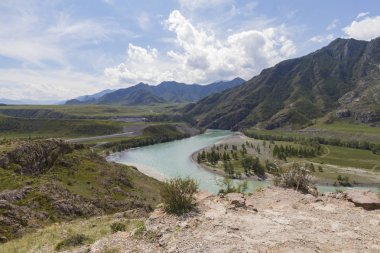 Altai Dağları. Katun Nehri.