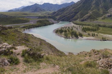 Altai Dağları. Katun Nehri.