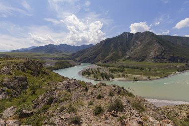 Altai Dağları. Katun Nehri.