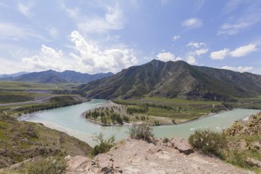 Altai Dağları. Katun Nehri.