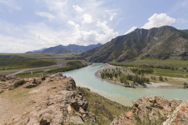 Altai Dağları. Katun Nehri.