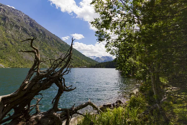 Altai Dağları 'nda multinsky gölleri. — Stok fotoğraf