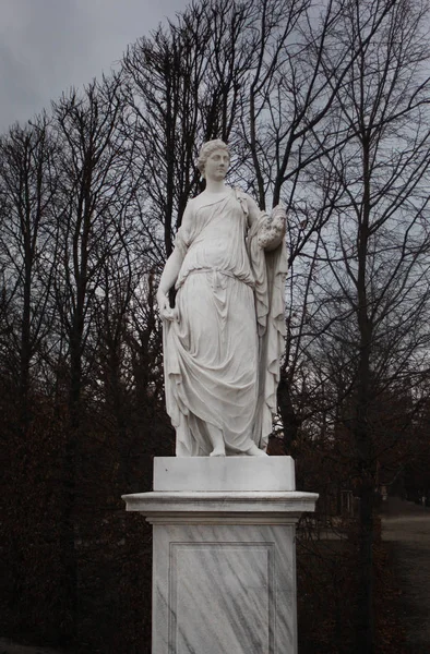 Ancien Greek Statue in the park