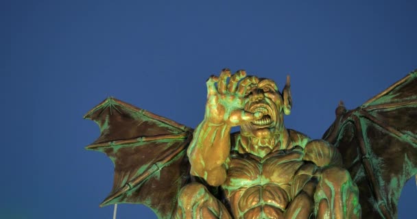 Creepy Colorful Neon Gargoyle Attraction Prater Vienna Austria — Vídeos de Stock