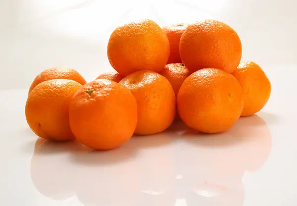 Cítricos Mandarinas Sobre Fondo Blanco —  Fotos de Stock