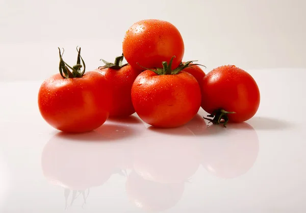 Verduras Tomates Frescos Sobre Mesa — Foto de Stock