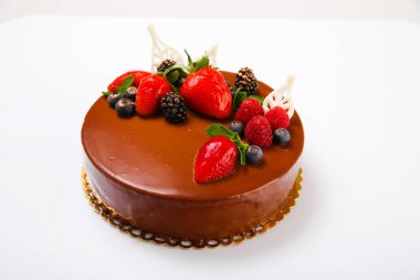 Beyaz arka plan üzerinde tatlı yakın çekim.