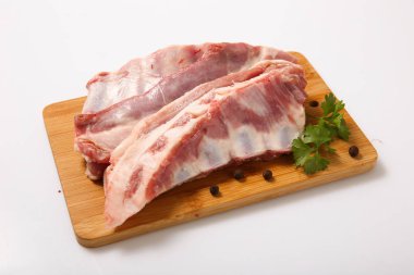 Taze, çiğ et parçaları .