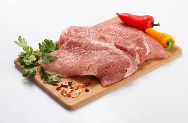 Carne Cruda Con Verduras Frescas — Foto de Stock