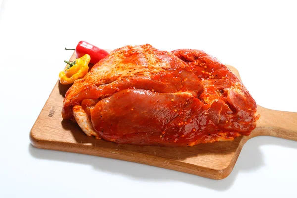 Húst Pácban Sütés Sütőben — Stock Fotó