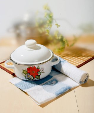 Yemekleri Mutfak yakın çekim yemek pişirmek için.