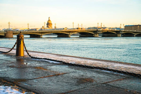 Embankment Met Graniet Metalen Details Voor Achtergrond — Stockfoto