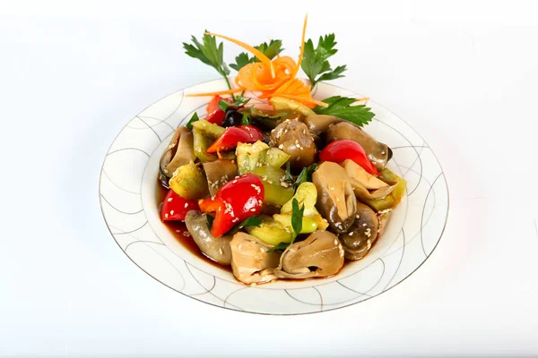 Plat Avec Légumes Sur Une Belle Assiette Sur Fond Clair — Photo