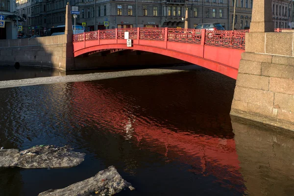 Rode Brug Rivier Moika Een Decoratie Van Centrale Wijk Van — Stockfoto