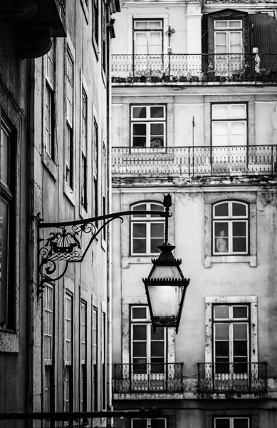 Vieux Lampadaire Sur Une Façade Classique Lisbonne Détail Vieil Éclairage — Photo