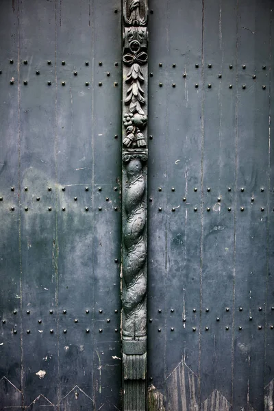 Old Wooden Door Metal Medieval Door Detail Decoration Security — Stock Photo, Image