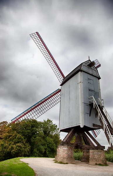 布鲁日的老磨坊 风车的细节 世界遗址 — 图库照片