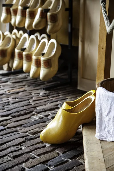 Dutch Clogs Craftsmen Manufacture Traditional Footwear Field — Stock Photo, Image