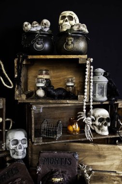 Korkunç Cadılar Bayramı kafatasları, korkunç ölüm dekorasyon