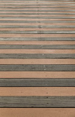 Kırmızı ve kahverengi yaya zemin katı, desenli arka plan ayrıntıları