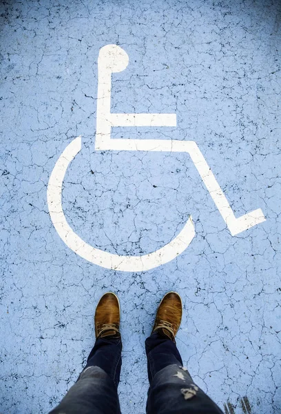 Señal Inhabilitación Asfalto Detalles Acceso Para Los Discapacitados — Foto de Stock