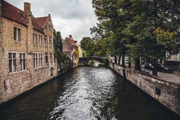 Saluran Abad Pertengahan Bruges Detail Pariwisata Kota Belgia — Stok Foto