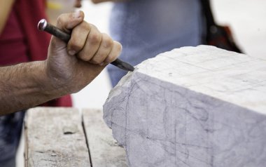 Taş, taş, sanat ve el sanatları ustası.
