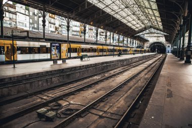 Porto şehrinde tren istasyonu