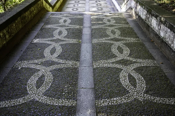 Tipico pavimento in pietra di Lisbona — Foto Stock