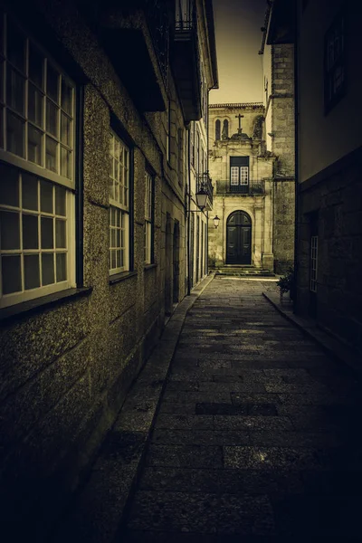 Old alley in the city — Stock Photo, Image